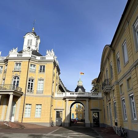 City Appartement Direkt Am Schloss! คาร์ลสรูเฮอ ภายนอก รูปภาพ